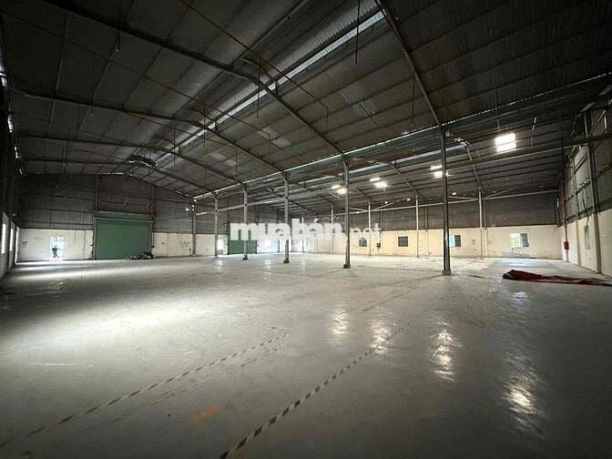 cho thuê 1400mv Thạnh Xuân Q12 đường xe Conteno 40fit - Giá: 130tr/th