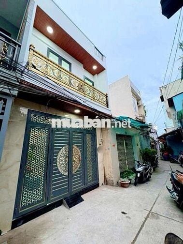 Nhà Rẻ Siêu Phẩm , HXH , Tặng NT vali vô ở Đường 14 , Bình Tân