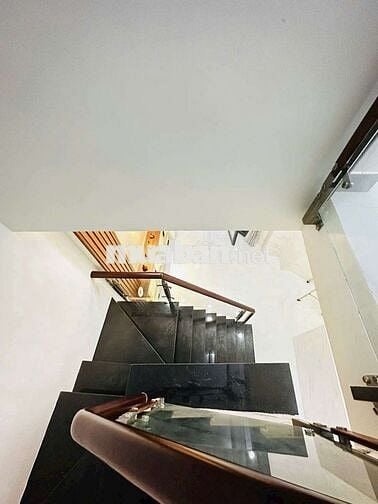 Chính chủ bán gấp nhà đường số 10 phong phú, bình chánh SHR, HXH