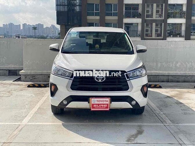 Toyota Innova 2022 E 2.0 MT - 7c Số sàn HÃNG