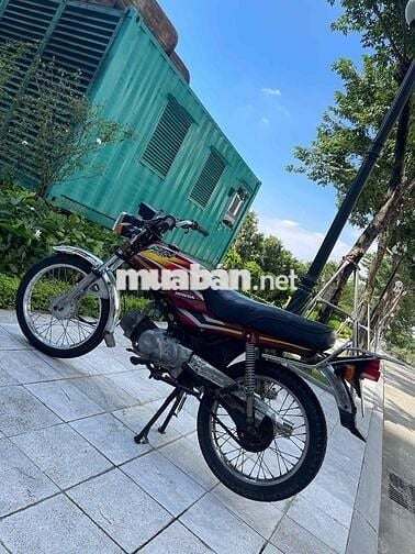 E bán 14 triệu có fix. Win honda 100 máy cực chất