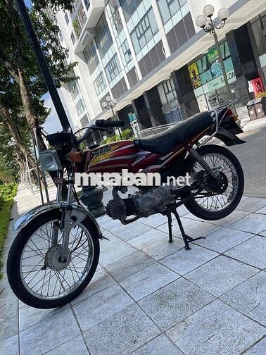 E bán 14 triệu có fix. Win honda 100 máy cực chất