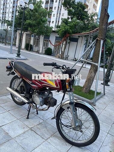 E bán 14 triệu có fix. Win honda 100 máy cực chất