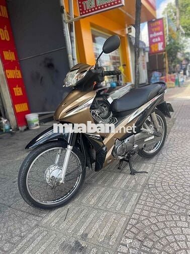 cần bán wave S110 biển số 69 xe đẹp máy zin êm ạ