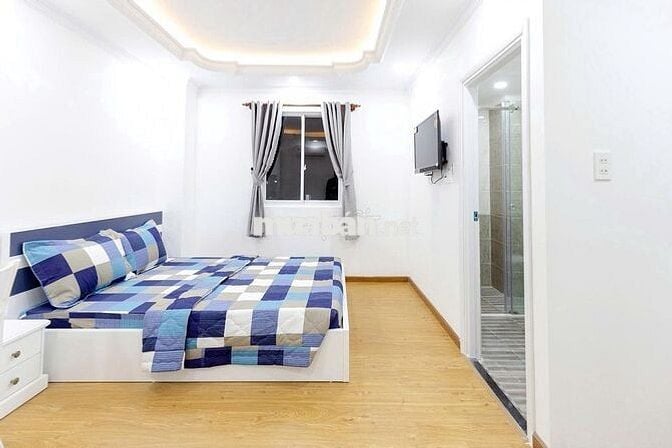 Phòng 2 Cửa Sổ, Nhà Có Thang Máy, Hầm Xe, Nội thất Cao Cấp, Ôtô đỗ cửa