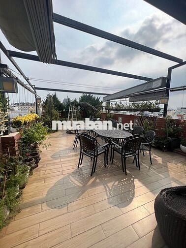 Phòng 2 Cửa Sổ, Nhà Có Thang Máy, Hầm Xe, Nội thất Cao Cấp, Ôtô đỗ cửa