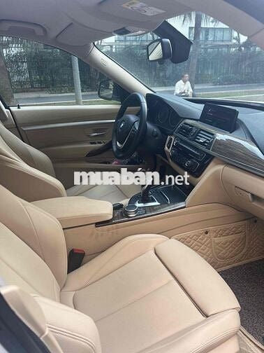 BMW 3 Series 2018 320i GT - 47000 km