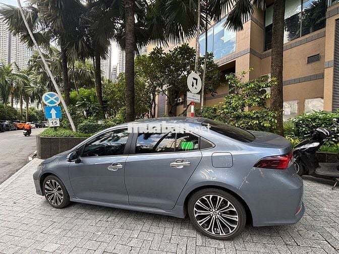 Toyota Corolla Altis 2022 1.8 V - 19000 km