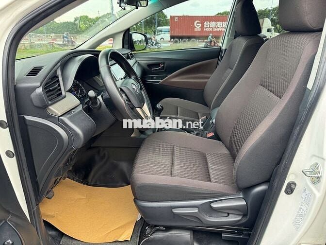 Toyota Innova 2023 2.0E MT - 45268 km