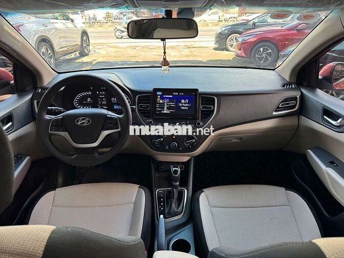 Hyundai Accent 2022 STD 1.4AT,màu đỏ, 6.000 km