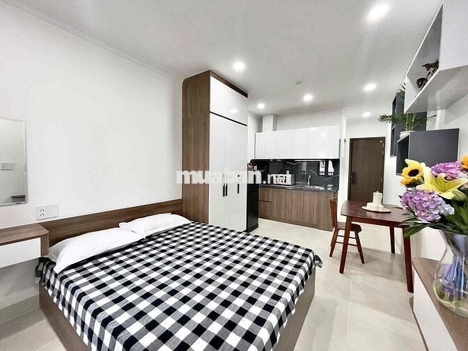 CHO THUÊ CĂN HỘ GẦN ĐƯỜNG NGUYỄN GIA TRÍ. CÁCH LANDMART 81 CHỈ 5P