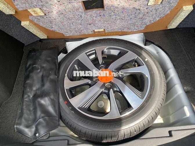 Toyota Yaris 2018 1.5G - 79999 km
