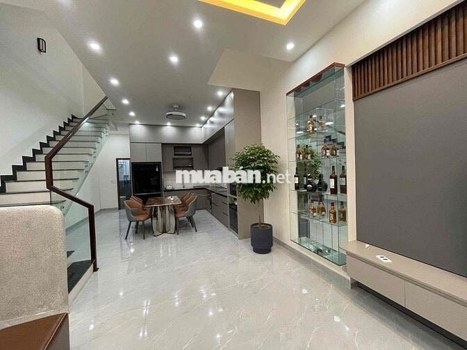 BÁN NHÀ ĐẸP 3 TẦNG - KHU VIP NAM HÒA XUÂN - ĐÀ NẴNG