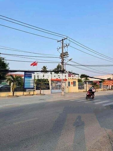 cần sang lại miếng đất cho ai có nhu cầu mua.