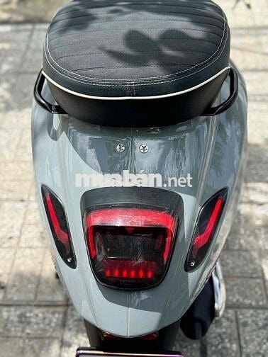 Vespa Sprint Abs lướt siêu đẹp
