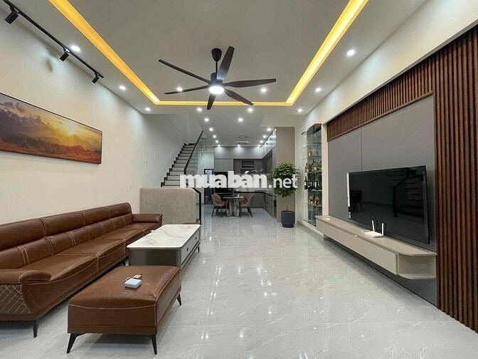 BÁN NHÀ ĐẸP 3 TẦNG - KHU VIP NAM HÒA XUÂN - ĐÀ NẴNG