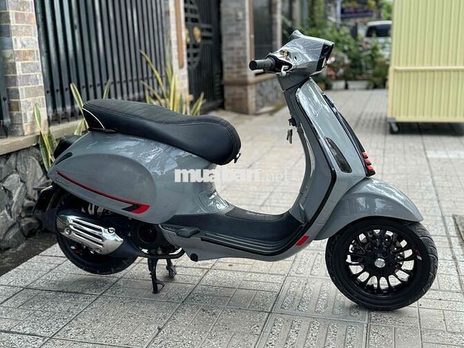 Vespa Sprint Abs lướt siêu đẹp