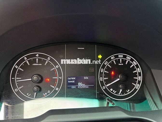 Toyota Innova 2023 2.0E MT - 45268 km