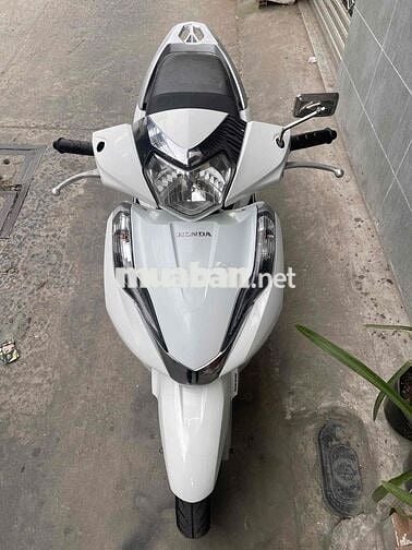 Lead đời 2018 màu trắng xe đẹp máy zin êm chỉ 21tr