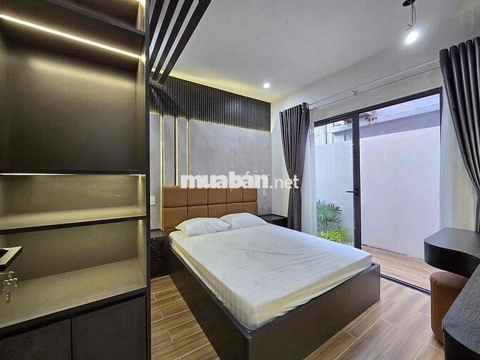 Bán nhà 3 tầng mới xây ngay trước mặt là công viên Hoà Xuân, Đà Nẵng