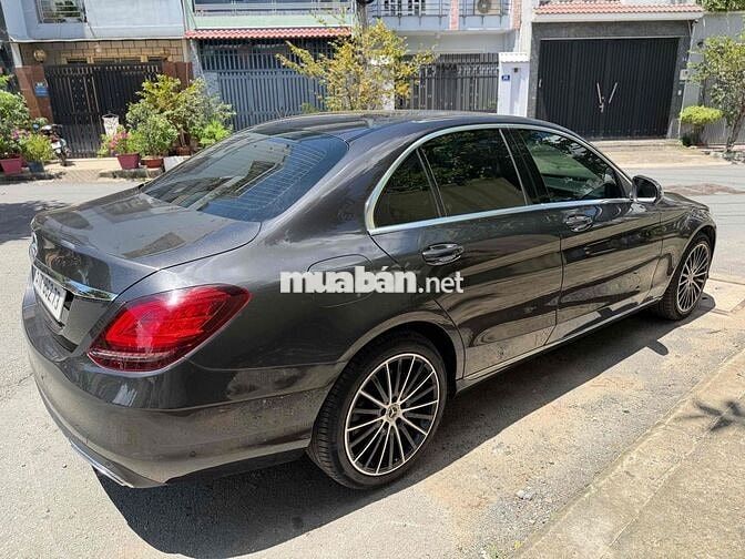 Mercedes Benz C Class 2020 C200 Exclusive  - 43000