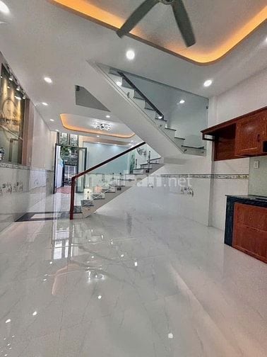Nhà 1 xẹt Tân Kỳ Tân Qúy giá 4 tỷ 9 thương lượng