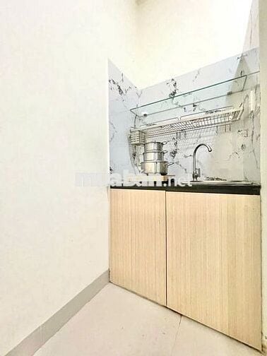 PHÒNG ĐẸP CÓ THANG MÁY GẦN CHỢ TÂN QUY - LOTTE