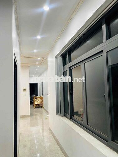 HẠ GIÁ BÁN NHANH NHÀ LẦU NGANG 6M CỰC ĐẸP TẠI PHÚ LỢI, THỦ DẦU MỘT