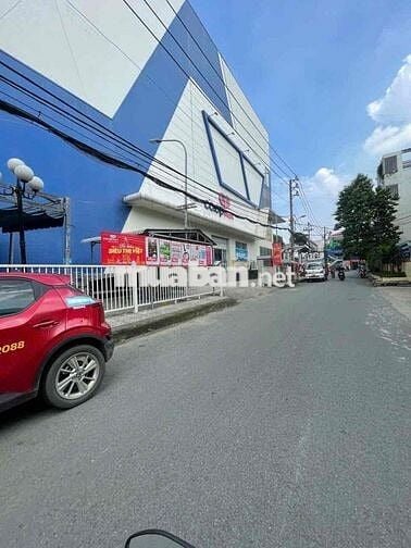 NGAY TRƯỜNG HỌC NGUYỄN THỊ MINH KHAI QUANG TRUNG, P11, GV 42M2 4 Tỷ 8