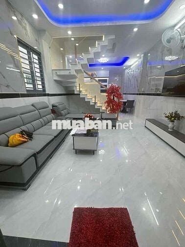 NGAY TRƯỜNG HỌC NGUYỄN THỊ MINH KHAI QUANG TRUNG, P11, GV 42M2 4 Tỷ 8