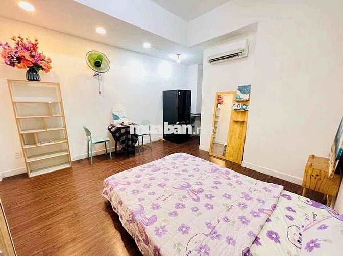 phòng trọ full nội thất gần ngay parc mall quận 8 , thuận tiện sang q5