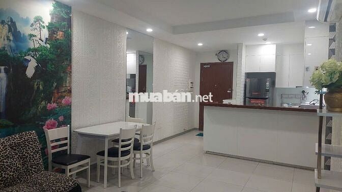 CHO THUÊ CĂN HỘ Gold View Quận 4. DT: 70m², 2 PN, 1WC. Giá :18 triệu