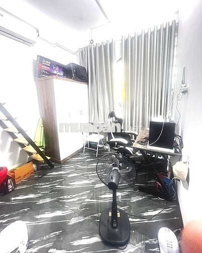 104 phòng Yên Xá Thanh Trì thu 380tr/tháng 245m2 10 tầng mặt tiền 12m
