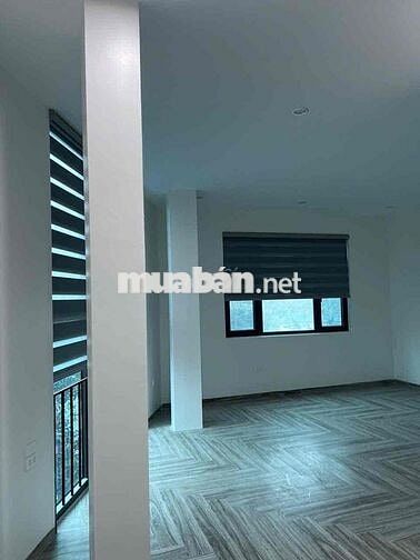 cho thuê nhà nguyên căn 5 tầng,1 tum.4 phòng ngủ 47m2. t1 có gác lửng