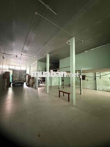 Cho thuê nhà xưởng lớn khu vực Hóc Môn
