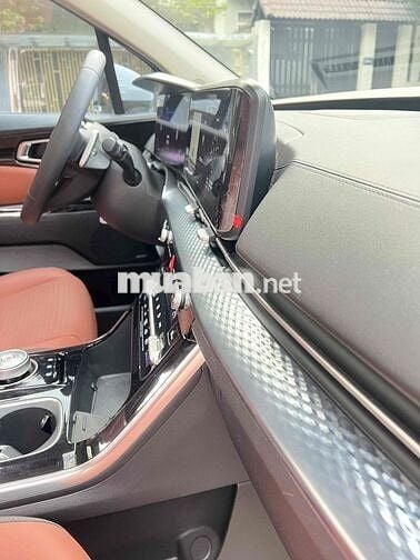 Kia Carnival 2023 Signature 2.2D - 56000 km