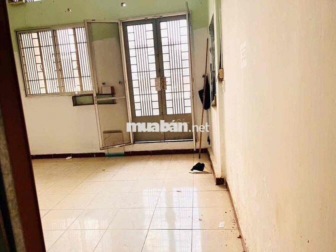 cho thuê nhà hẻm xe tải , 2 mặt tiền trước sau thông thoáng