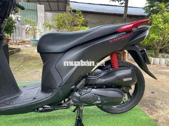 cần bán vision 2018