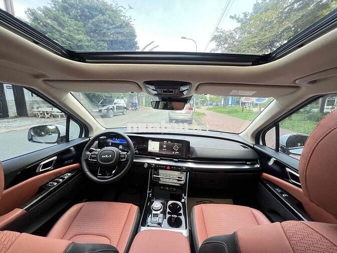 Kia Carnival 2023 Signature 2.2D - 56000 km
