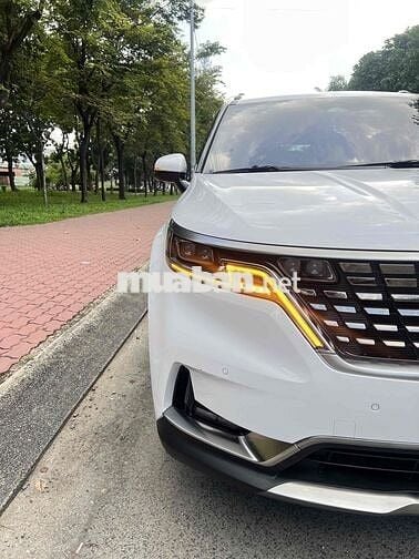 Kia Carnival 2023 Signature 2.2D - 56000 km