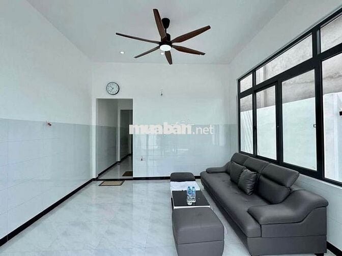 Chủ chuẩn bị đi định cư bán gấp căn nhà 94m2 SHR thổ cư