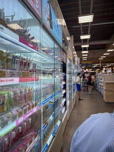 CUỐI NĂM - TUYỂN GẤP 4 NV TRỰC QUẦY TƯ VẤN - BÁN HÀNG ( ĐI LÀM NGAY ) 