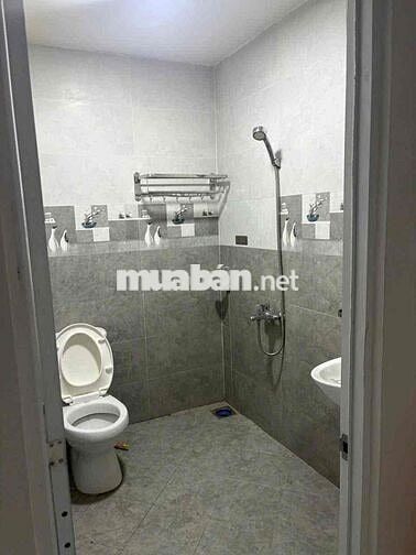 (Q8CHO THUÊ NHÀ NGUYÊN CĂN ÂU DƯỞNG LÂN-SÁT MẶT TIỀN-HẺM XE HƠI
