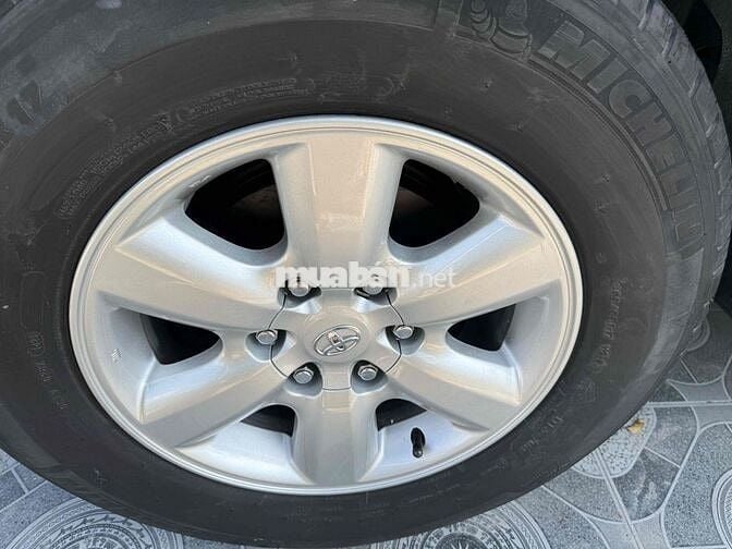 Toyota Fortuner máy dầu biển số 8888