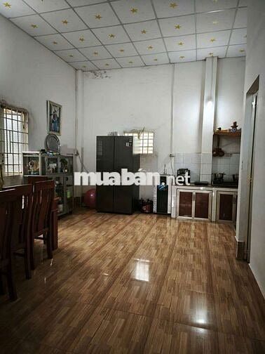 Nhà cấp 4 rộng rãi tại hẻm 53 trần quý cáp