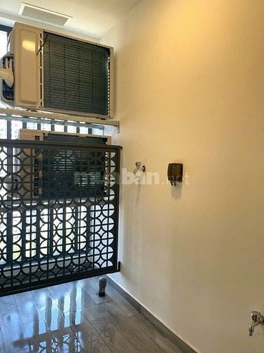 Bán căn hộ Masteri Center Point Quận 9, nội thất cao cấp, 70m2, 5,5tỷ