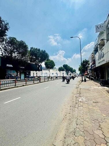 CHO THUÊ MẶT TIỀN NGUYÊN CĂN - ĐỐI DIỆN VINCOM QUANG TRUNG - P.10 -GV
