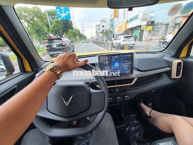 Bán VF3 1 chủ từ mới , pin thuê sx2024 - 1000 km