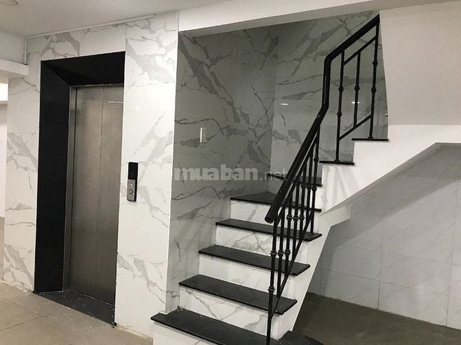 Cho thuê nhà Him Lam MT Nguyễn Thị Thập có thang máy giá 70T/tháng