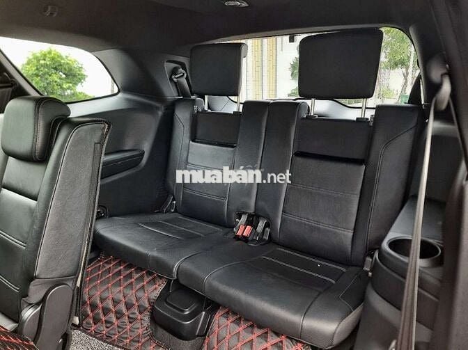 FORD EVEREST TITANIUM 2WD 2021, ĐỎ, 5V6 KM HT GÓP.